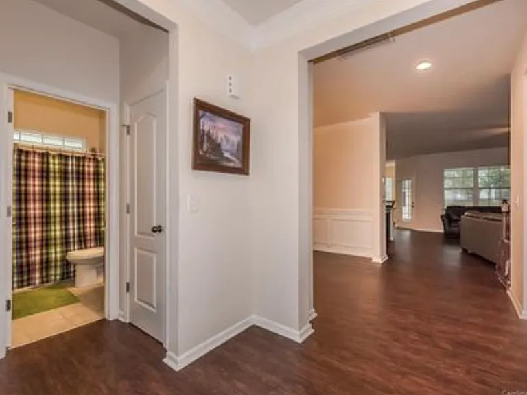 1525 Deer Meadows Dr — Photo 4