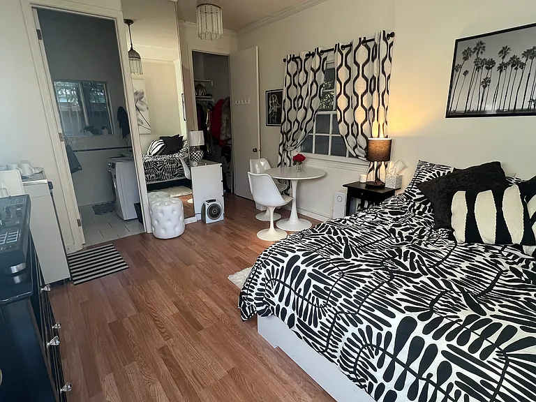 532 S Irving Blvd #1 — Photo 5