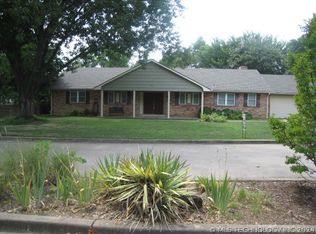 701 W Southpark Blvd S, Broken Arrow, OK 74011