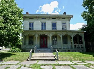 94 N 5th St, Hudson, NY 12534