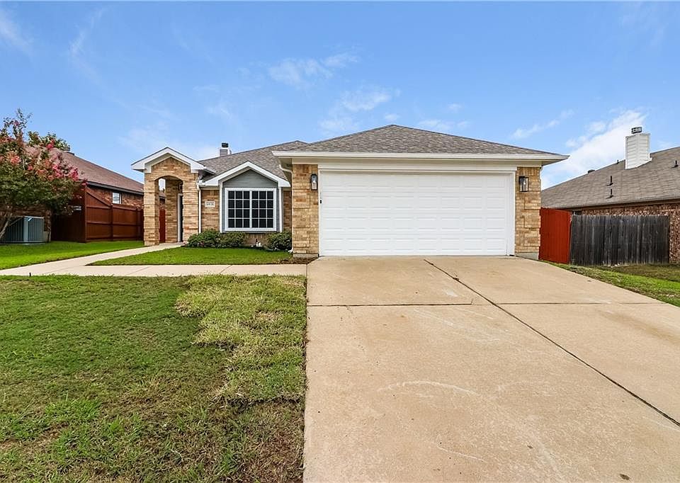 1st image of 6931 Meadow Bend Dr