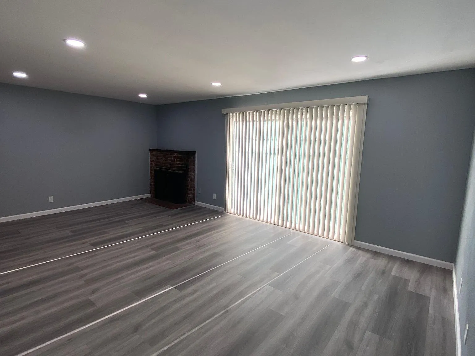 2 bed, 925 sqft, $2,000 — Photo 4