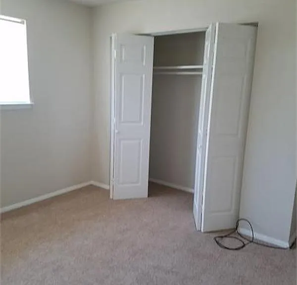 104C Village Ln — Photo 14