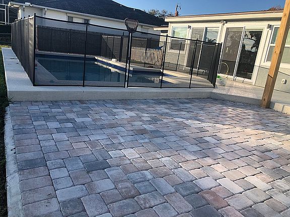 2nd image of 716 Ixora Ave