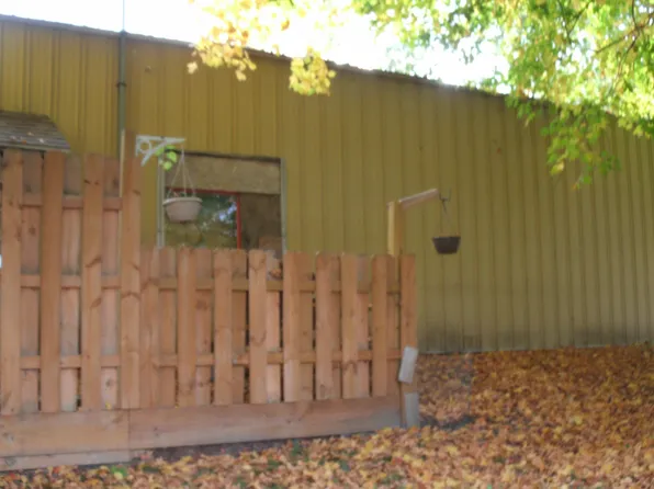 1859 Jester Dr, Hastings, MI 49058