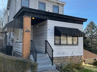 2104 Spring St, Pittsburgh, PA 15210