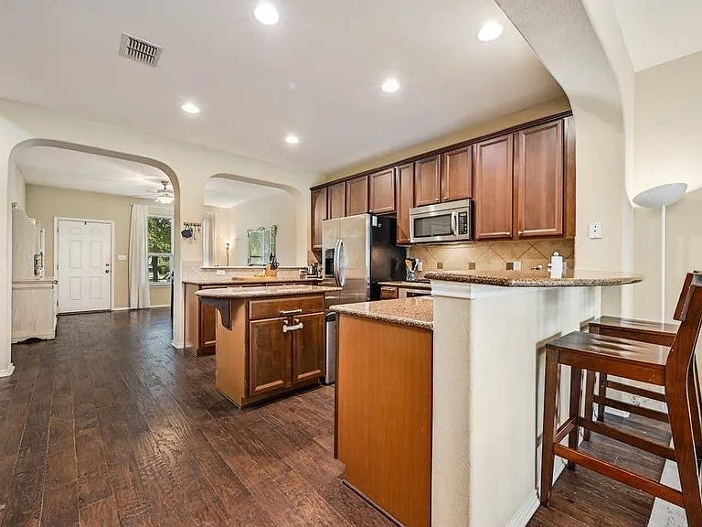 1201 Salem Park Ct — Photo 9