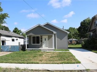 8443 Stout, Warren, MI 48093