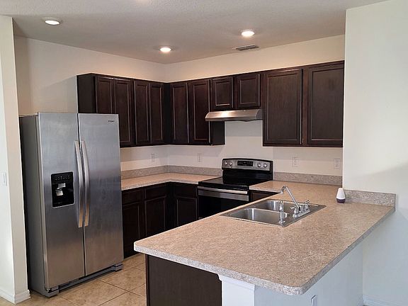 4th image of 1072 Andean Ln