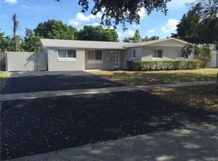 341 SW 64th Way, Pembroke Pines, FL 33023