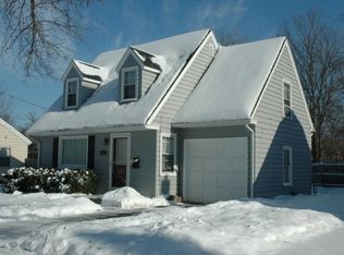 863 Gartner Ct, Beloit, WI 53511