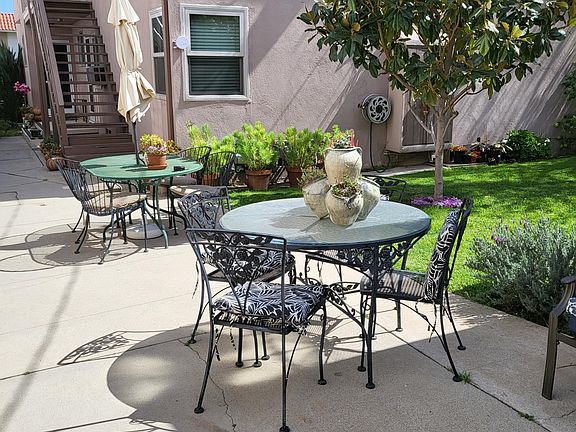 3rd image of 4441 Hazeltine Ave #4441.5
