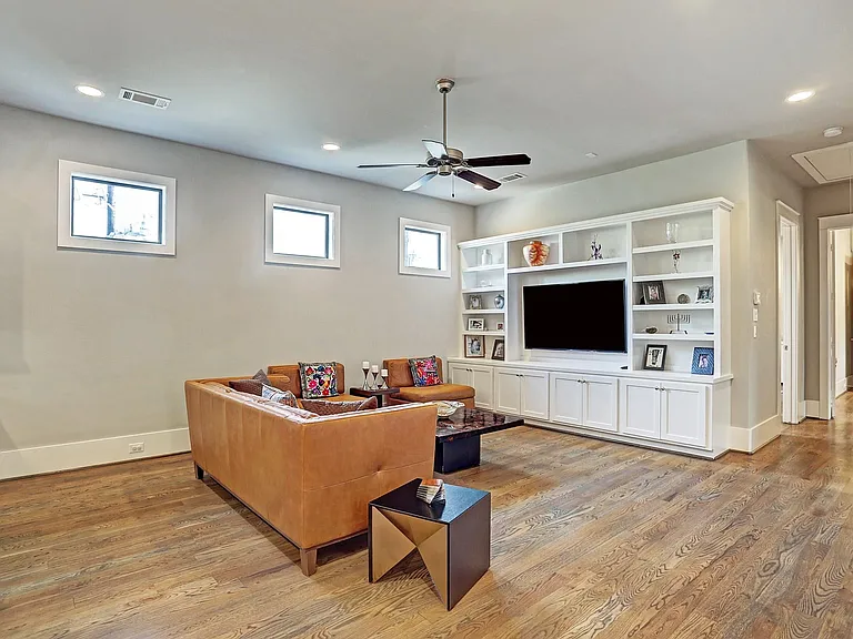5655 Locke Ln — Photo 27