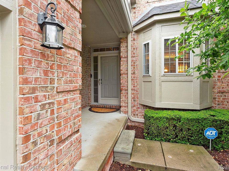 1st image of 17447 Breckenridge Dr