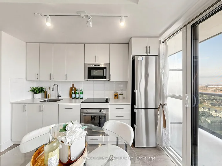 2550 Simcoe St N #2121 — Photo 16
