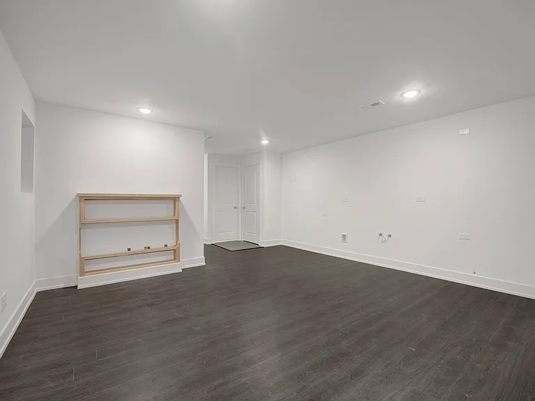 1814 S Throop St #1F — Photo 11