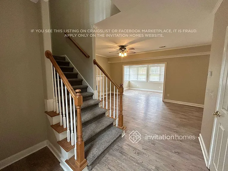 4399 Beacon Hill Dr SW — Photo 4