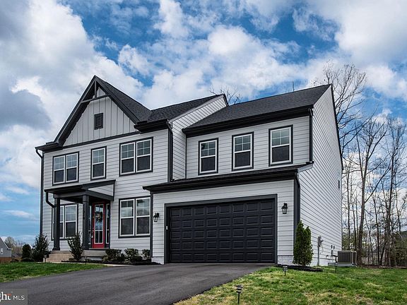 3rd image of 11210 Willow Oak Ct