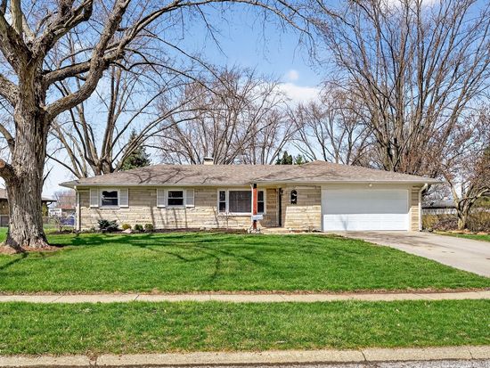 1042 E Logan St, Brownsburg, IN 46112