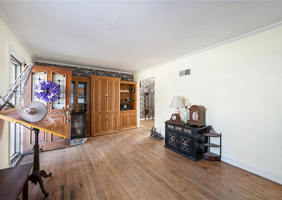 4325 NE 52nd Ter, Kansas City, MO 64119 | Zillow