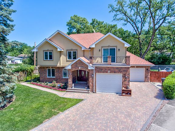 4th image of 432 Cove Ln