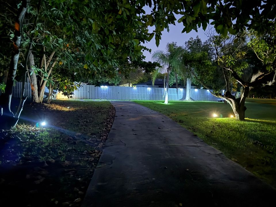 1st image of 7215 Sunset Dr #101