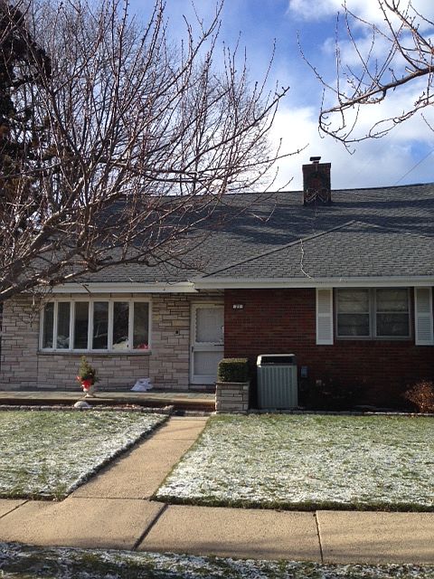 1st image of 27 Moore Pl