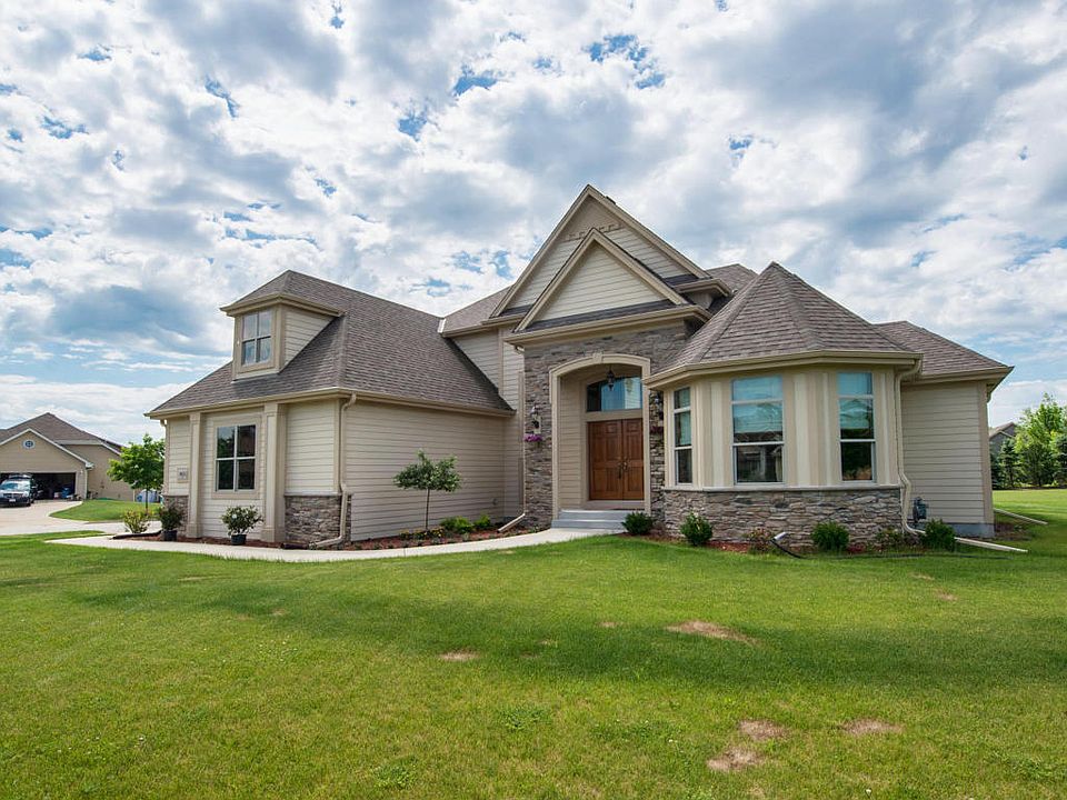 2nd image of 9655 W Prairie Grass Way