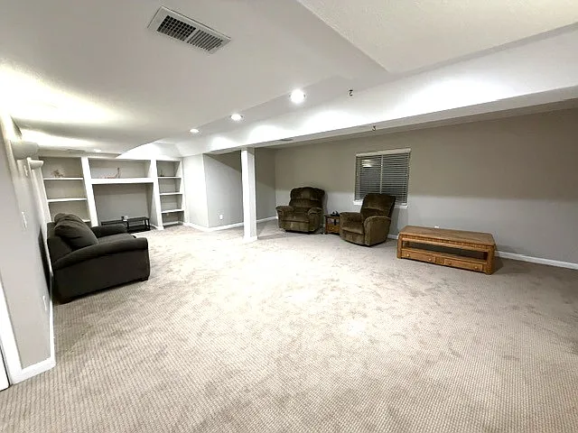 6793 Blackhawk Ct — Photo 15