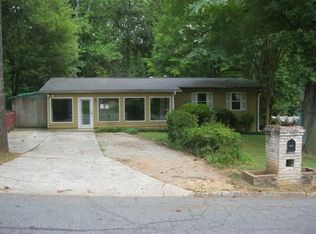 3923 Red Oak Dr, Doraville, GA 30340