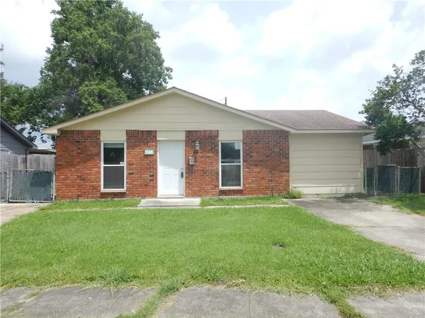 2333 Nile St, Terrytown, LA 70056