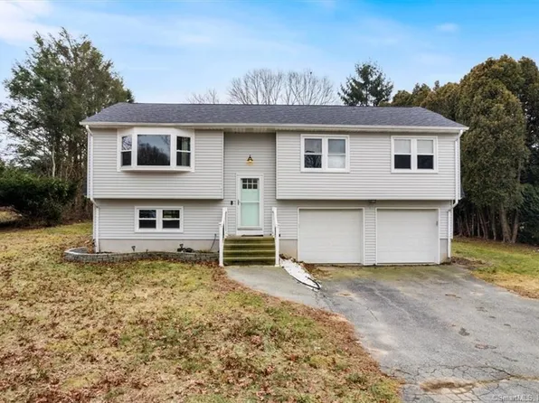 25 Lincoln Road, Waterford, CT 06385
