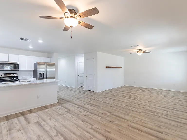 143 Sage Brush Dr — Photo 7