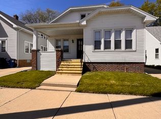 2606 Olive St #1, Racine, WI 53403