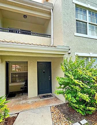 2nd image of 160 SW Peacock Blvd APT 31-204