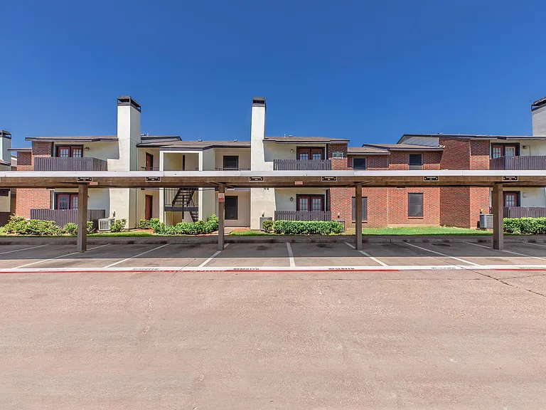 Rolling Hills Place — Photo 15