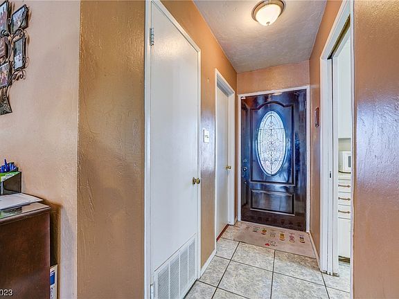 5th image of 913 Hazard Ave