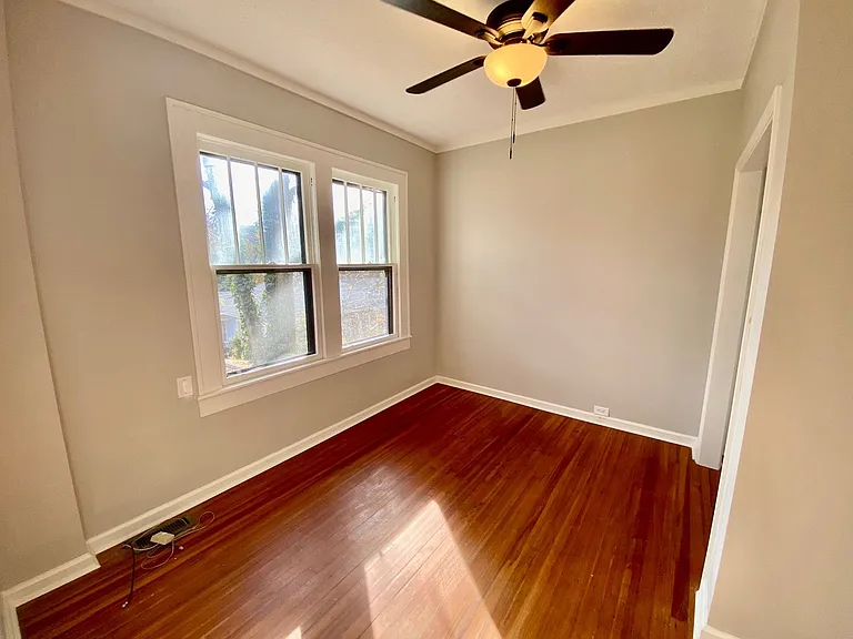 40 Larchmont Rd — Photo 33
