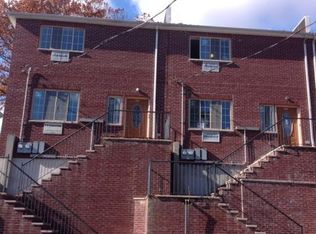 3933 Secor Ave #2, Bronx, NY 10466