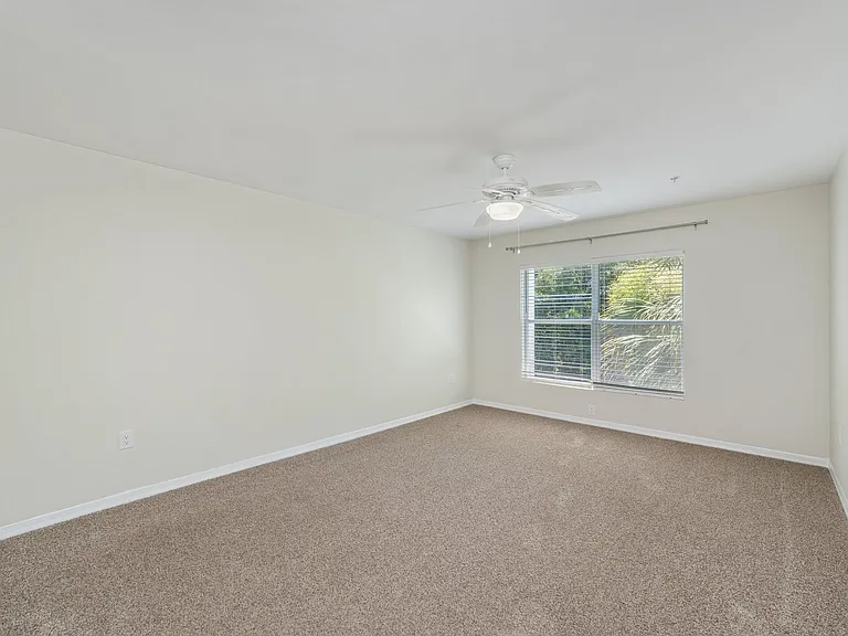 4276 Calinda Ln #138 — Photo 8