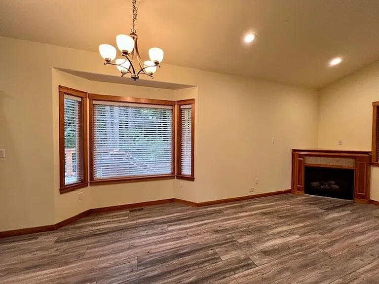 2 Tawny Cir — Photo 4