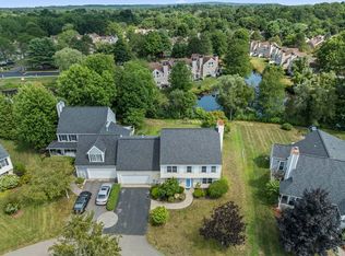 24 Pelican Dr Unit 24, Walpole, MA 02081