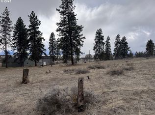 Deerwood Cir #L-8, Chiloquin, OR 97624