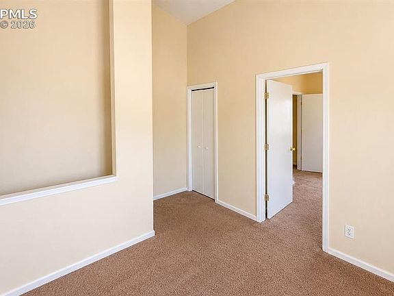 5th image of 1701 Oakshire Ln