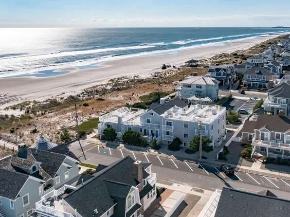 15 99th St APT A, Stone Harbor, NJ 08247