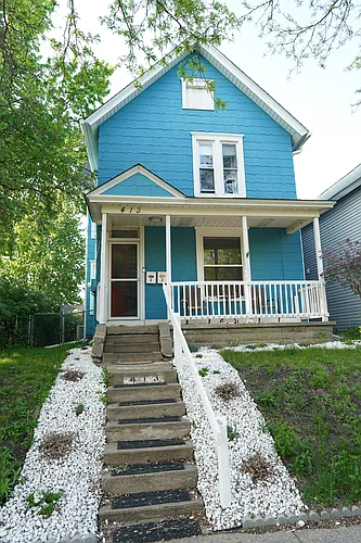 413 19th Ave NE #1 Photo 1