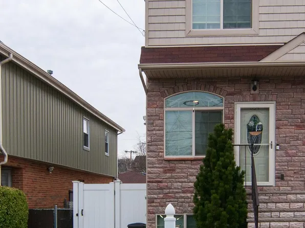634 Britton Ave, Staten Island, NY 10304