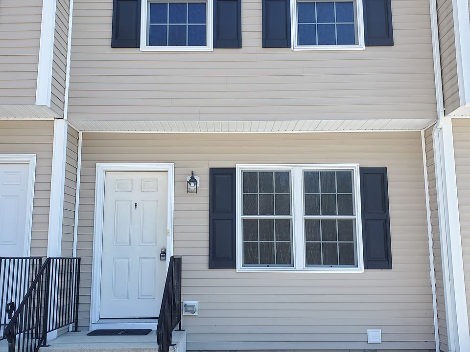 1st image of 814 South St #B