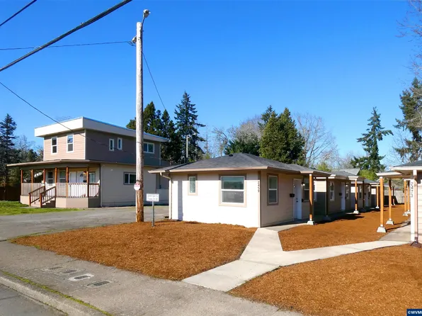 2451-2473 Trade St SE, Salem, OR 97301