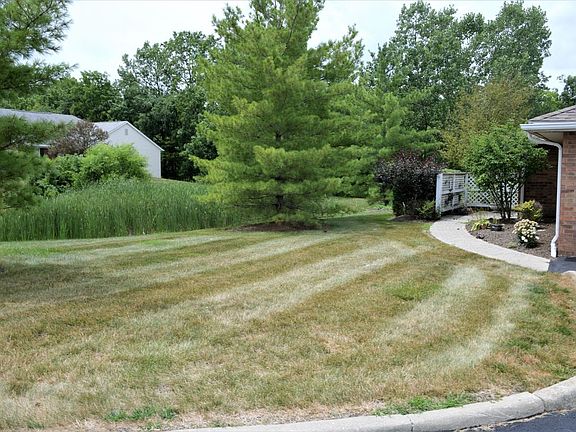 2nd image of 271 Residence Dr #271